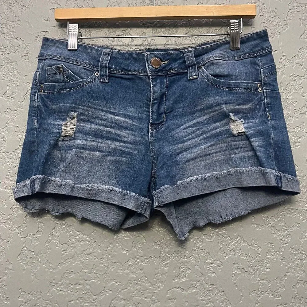 YME WannaBettaButt? Denim Shorts